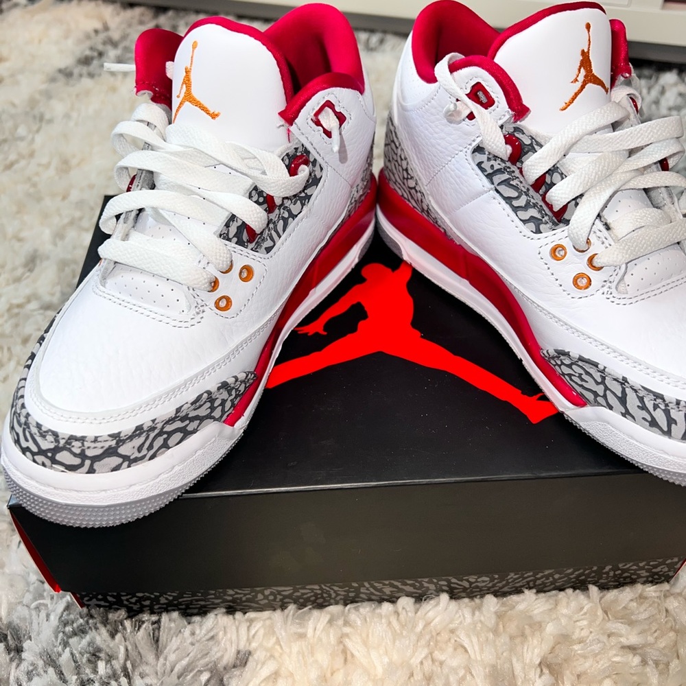 Air Jordan 3 ‘Cardinal Red’ Boys Sneakers - Picture 7 of 10